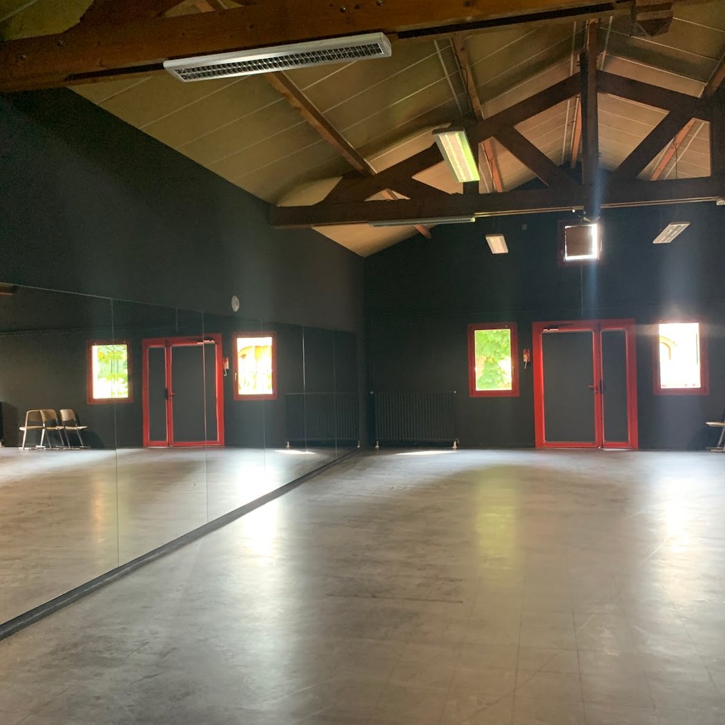 Théâtre-Ecole Du Damier 2